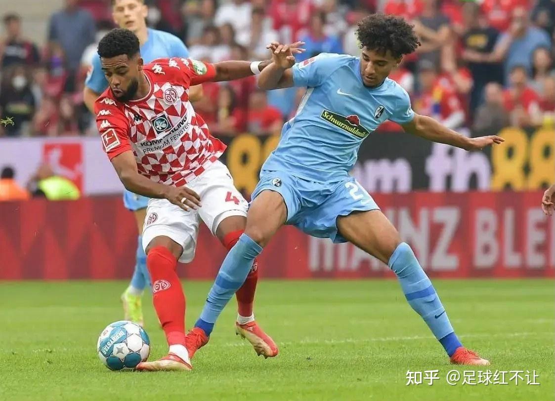 关于奥格斯堡客场逼平对手，保持不败战绩！的信息