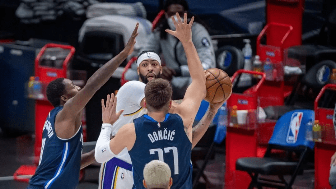 火箭失利迎来低谷期，卫冕冠军岌岌可危的简单介绍