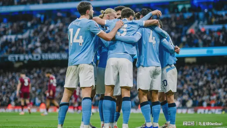 包含西汉姆联击败克里斯塔尔宫，豪取三分的词条