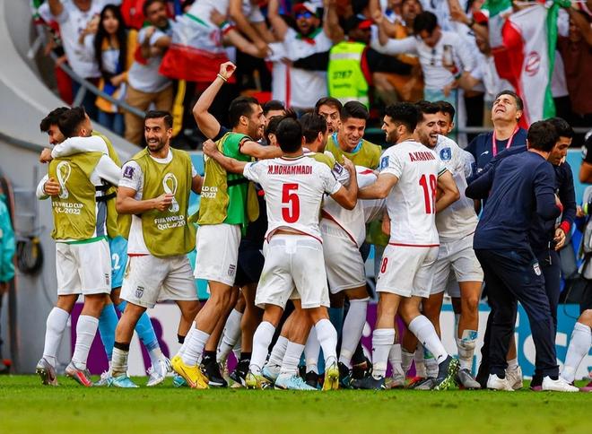 伊朗劲旅战胜竞争对手，晋级下一轮