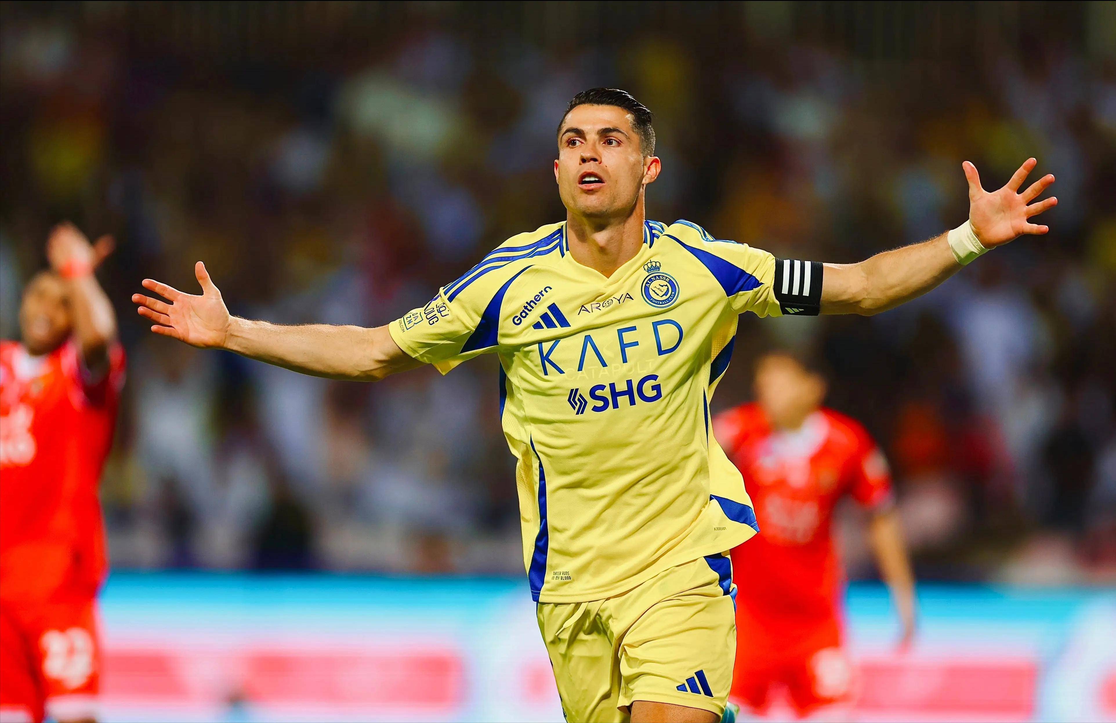 球员个人表现亮眼，球队迎来胜利(球员个人表现亮眼,球队迎来胜利的句子)