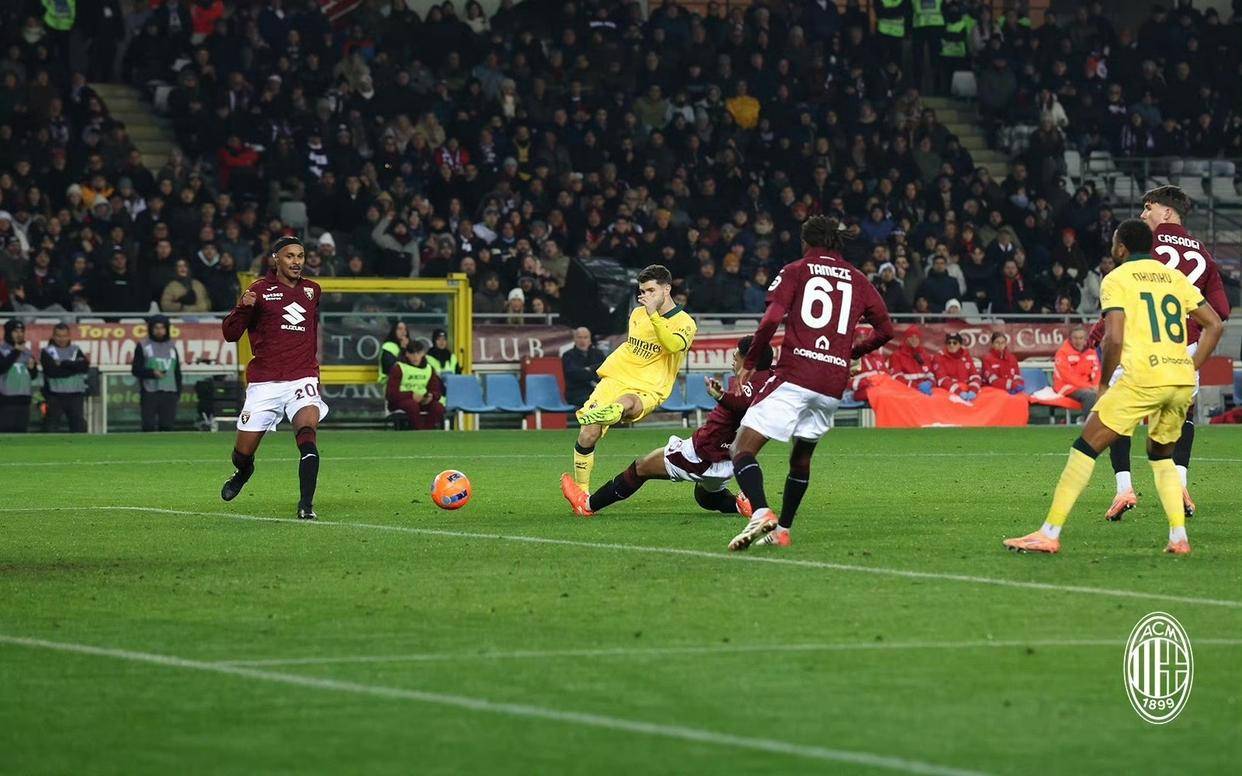 AC米兰主场艰难取胜，紧追领先步伐的简单介绍